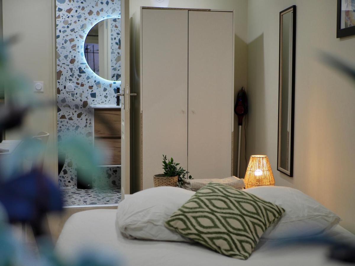 Appartement Palmiers, Coeur De Ville Sur Le Parcours Des Arts Hyères Exterior foto